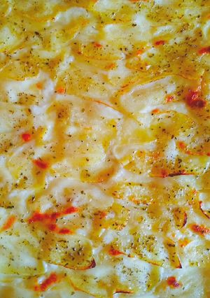 Foto di Focaccia di grano duro con patate mozzarella e parmigiano