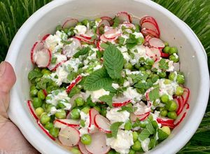 Une photo de Salade fraîche petits pois et radis