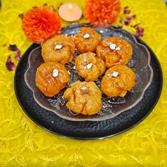 A picture of Balushahi.