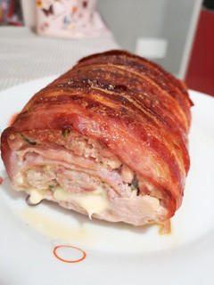 Una foto de 🍖Rolling de bacon y carne