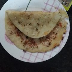 A picture of Onion Uttapum.