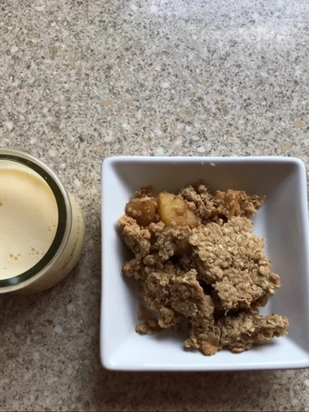 Recipe Apple and oats crumble which Delicious