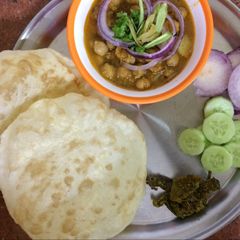 A picture of Chole bhature.