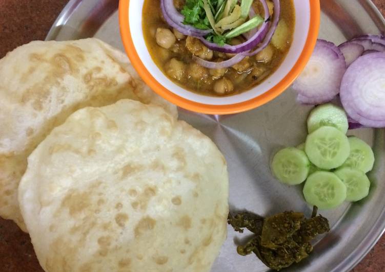 Recipe of Homemade Chole bhature