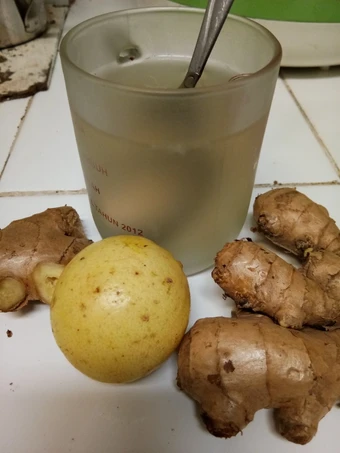 Langkah Mudah untuk Menyiapkan Resep 19. Lemon Ginger Tea yang Bisa Manjain Lidah Anti Ribet, Bikin Ngiler