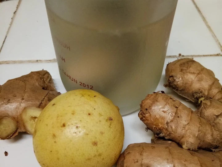 Langkah Mudah untuk Menyiapkan Resep 19. Lemon Ginger Tea yang Bisa Manjain Lidah Anti Ribet, Bikin Ngiler
