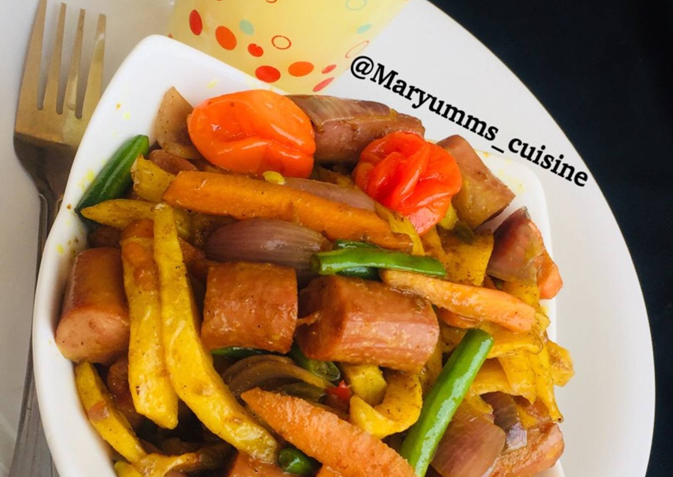 SPICYSAUSAGE FRENCHFRIES & PINEAPPLE SHAKE by maryumms_cuisine