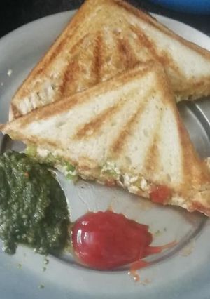 A picture of Paneer sandwich.