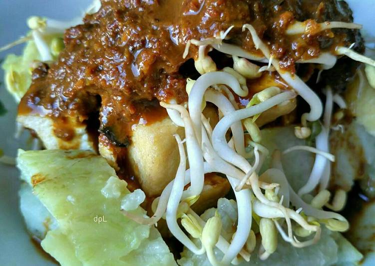 Lontong Tahu