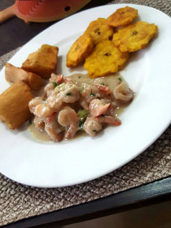 Una foto de Camarones en salsa de coco