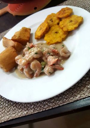 Una foto de Camarones en salsa de coco