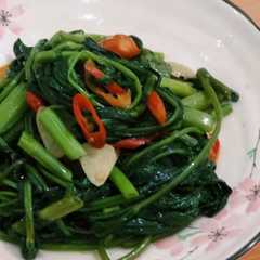 A picture of Tumis Kangkung ala diri sendiri.
