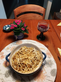 Una foto de Fideos en Salsa Pomarola y Carne