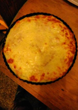 Una foto de Pastel de papa, jamón y mozzarella