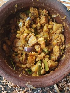 பொங்கல் காய் கறிகள் (Pongal kaaikarikal recipe in tamil) செய்முறை முக்கிய புகைப்படம்