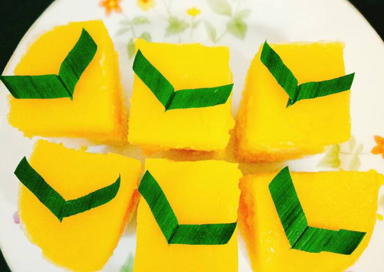 Langkah Mudah untuk Menyiapkan Kue talam durian, Bisa Manjain Lidah