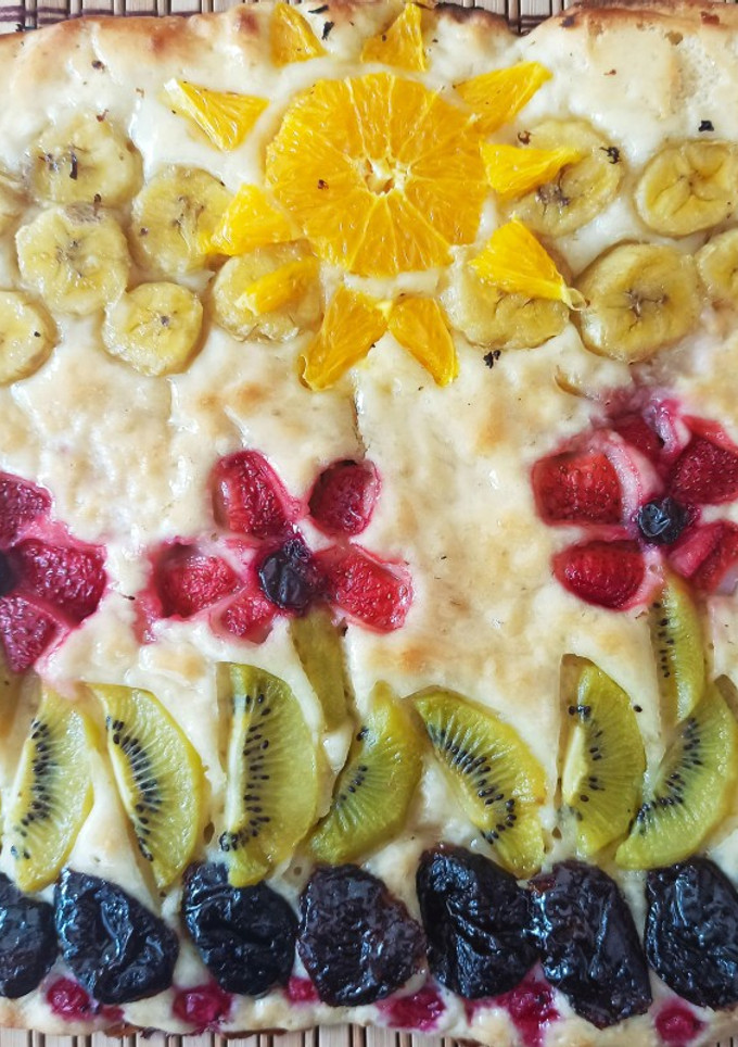 Una foto de Una Focaccia dulce con frutas, con Thermomix