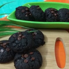A picture of Eggless Soft And Chewy Choco Brownie Cookies(Brookies)Without Oven.