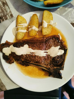 Foto principal de Entrecot con salsa a la pimienta +patata asada