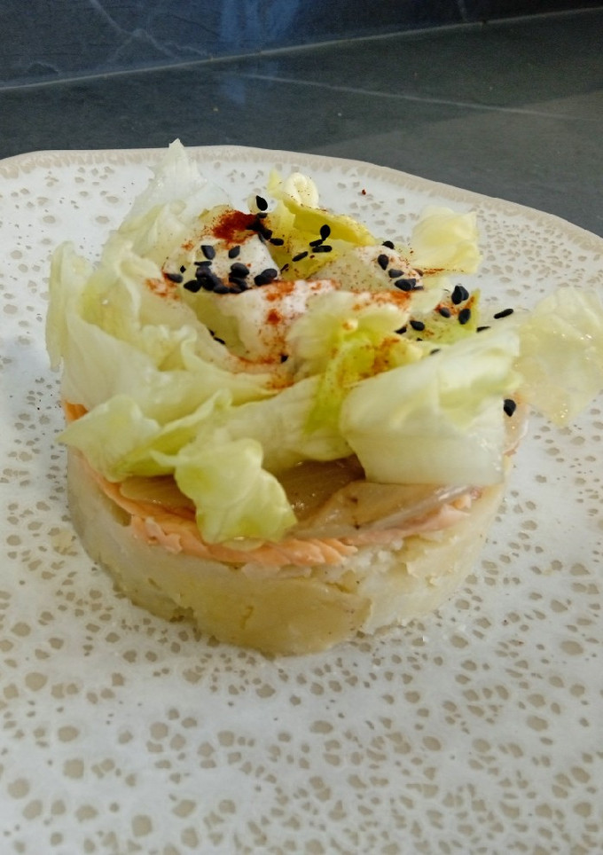 Una foto de Montadito de trucha al horno