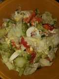 Ensalada de vegetales y huevo