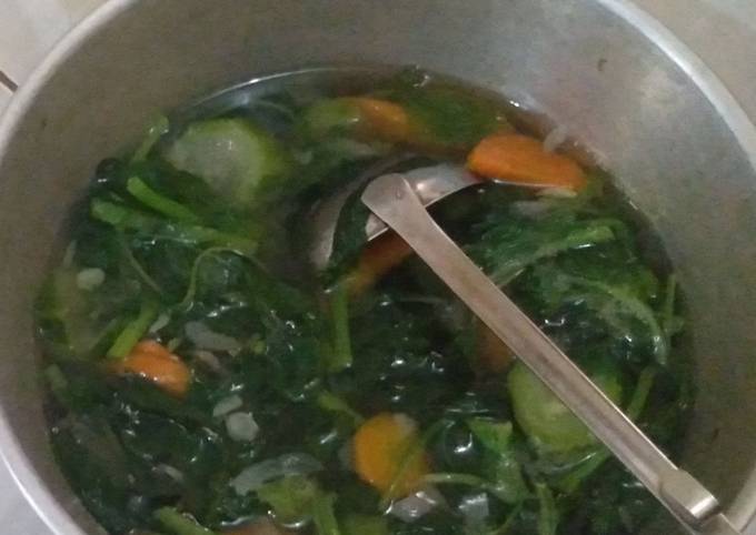 Sayur bening bayam simple