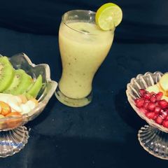 A picture of Cucumber kiwi Lime Smoothie.
