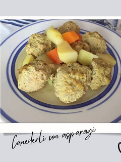 Foto di Canederli con asparagi