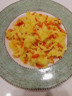 紅蘿蔔炒蛋(低醣生酮餐)(方便素)(簡單料理) 的食譜成品照片