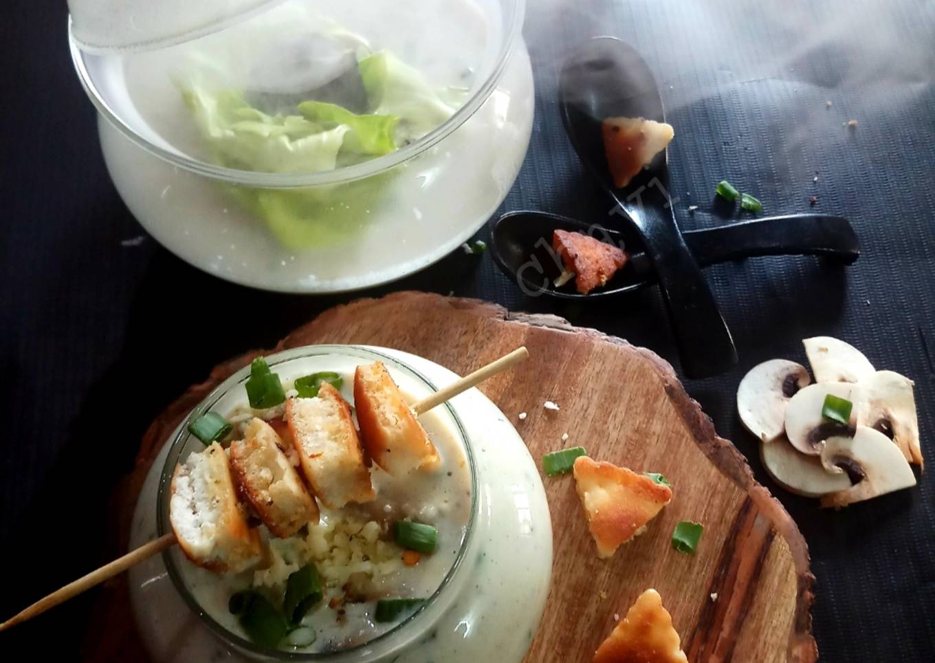 Smoky creamy mushroom soup with garlic croutons
