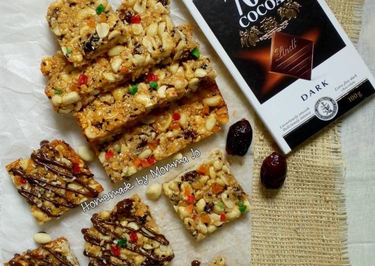 Peanut and Coconut Snack Bar