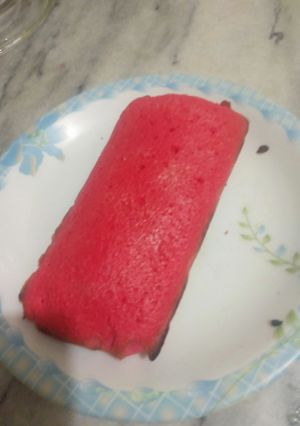 A picture of Red pound cake.