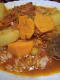 Estofado acompañado con arroz