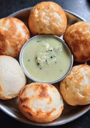 रवा आप्पे (Rava Appe Recipe In Marathi) रेसिपी चे मुख्य फोटो 