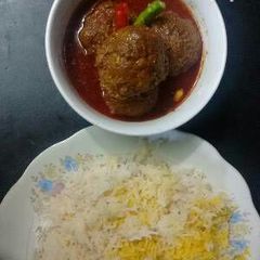 A picture of Nargisi kofte.