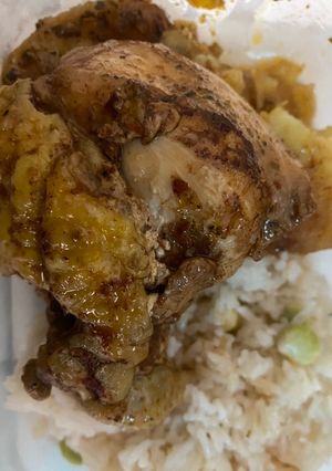 Una foto de Pollo a la Olla