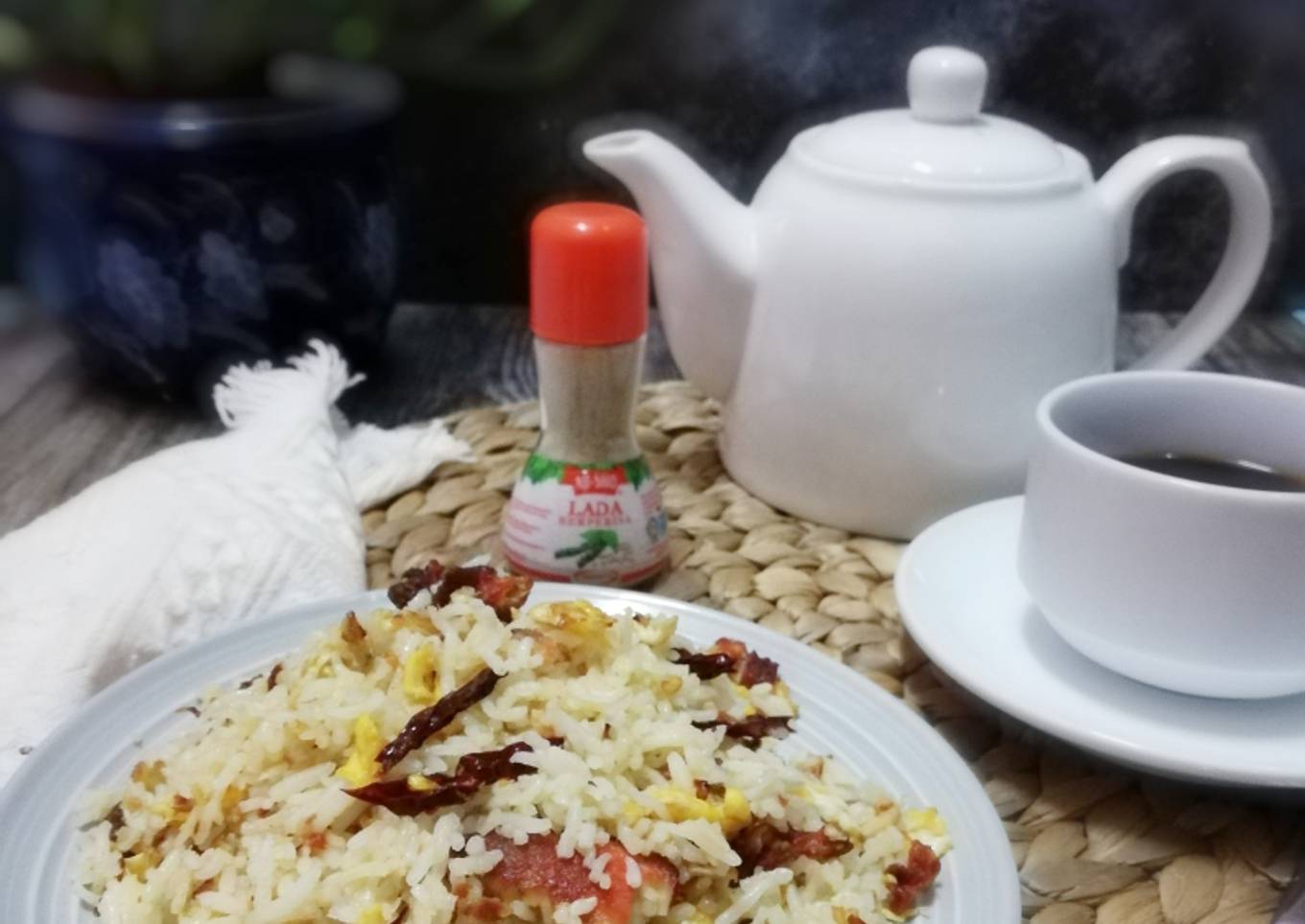 Nasi goreng dengan lada kering