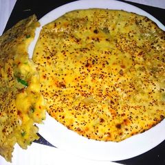 A picture of Alu wala naan(potato stuffed bread).