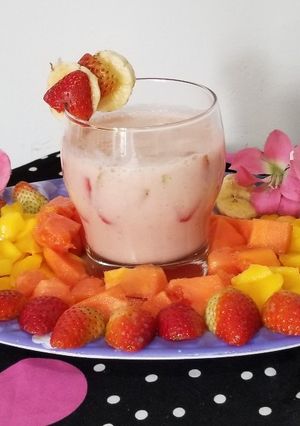 Una foto de Batido fusión 🍓🍎
