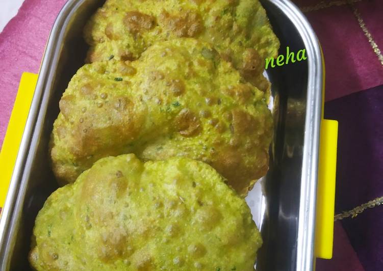 Palak poori with lots of Iron