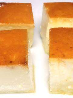 கேரமல் மில்க் எக் புட்டிங்(Caramel milk egg budding Recipe in Tamil) செய்முறை முக்கிய புகைப்படம்