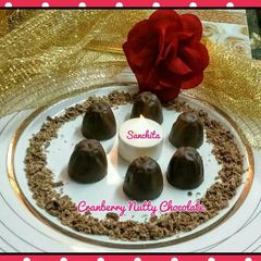 A picture of Cranberry Nutty Chocolates.