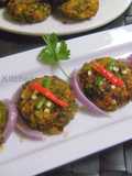 Thankuni Pata Bora (Centella Leaves Fritters / Pakoras - Bengali Style)
