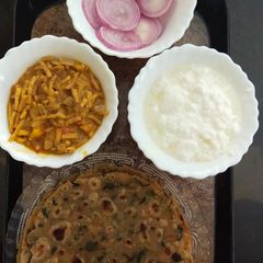A picture of Lunch plate.