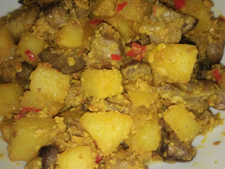 Cara Gampang Membikin Resep Sambal goreng ati kentang yang Enak Banget Anti Ribet, Bikin Ngiler