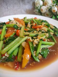 Foto resep Tumis Sawi Telur Saus Tiram