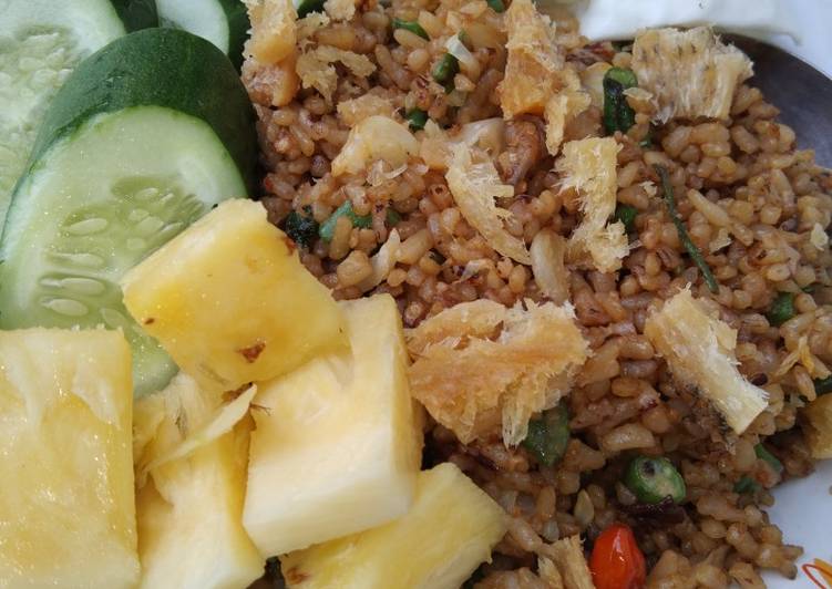 Mudah Cepat Memasak Nasi goreng Ikan asin Enak Sempurna