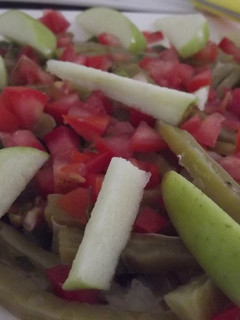 Una foto de Nopales y manzana con vinagreta de miel para cuaresma