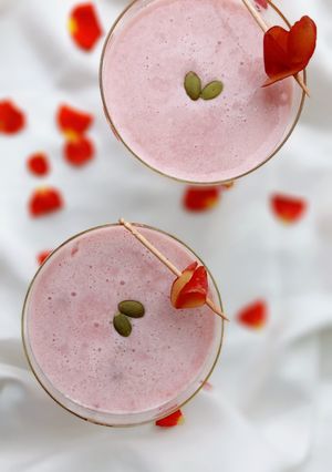 A picture of Plum Lassi with Beetroot Powder.