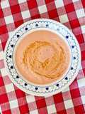 Sopa fría de yogur natural y tomate 🍶 🍅